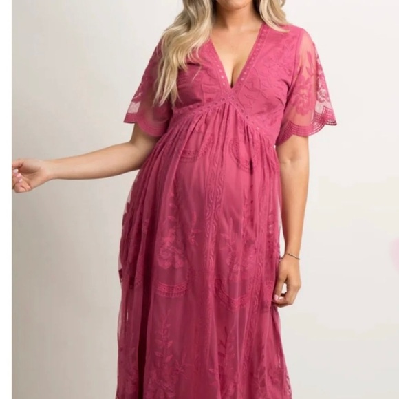 burgundy lace mesh overlay maternity maxi dress Lace Long-sleeve Maternity Maxi Dress, Black / 2XL main image 1